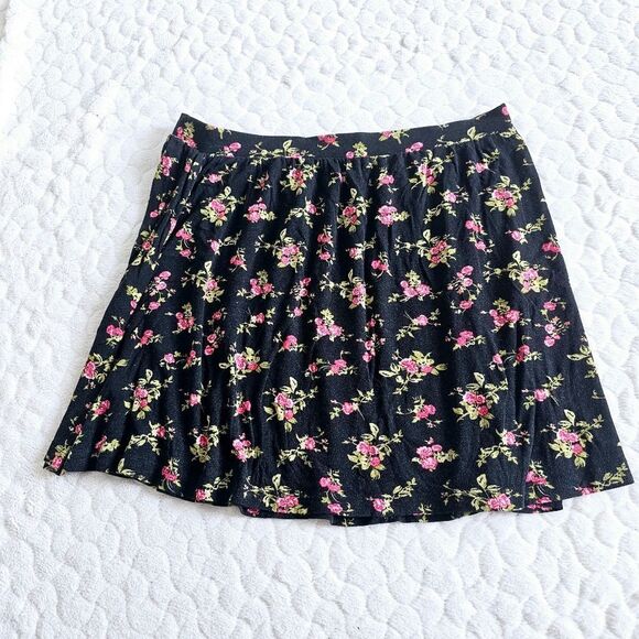ASOS floral mini skirt flowers pink 8 medium small casual - Picture 1 of 6